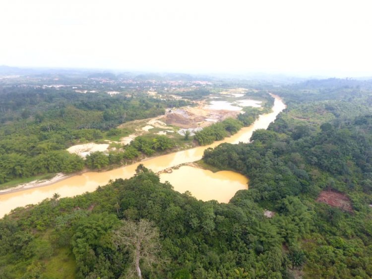 After Exposé Of River Ankobra Pollution: Gwira Banso Chief Makes U-Turn Now!--To Ban Galamsey Operations For Three Months In Banso, Amidst Tension