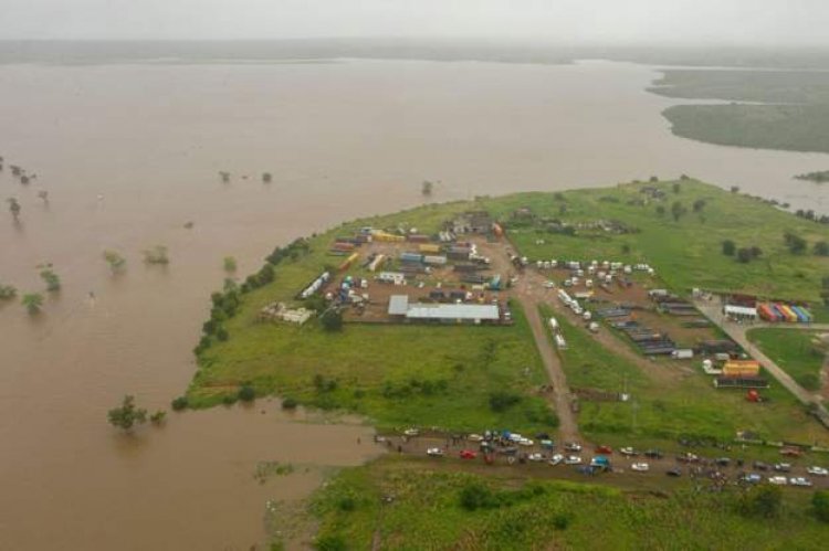 Bodies wash from graves in Mozambique amid floods