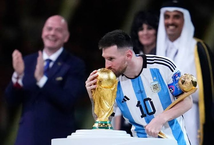 Lionel Messi Reacts To Receiving Three Awards