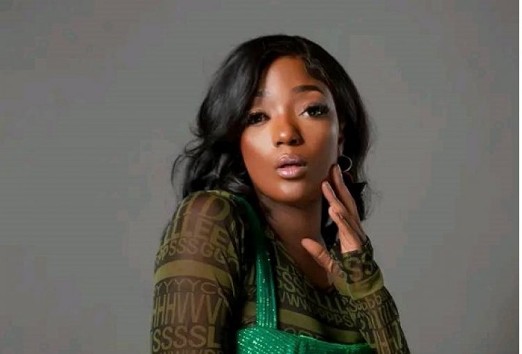 Efya says Bullgod embarrassed her with “Wizkid and partying” comments