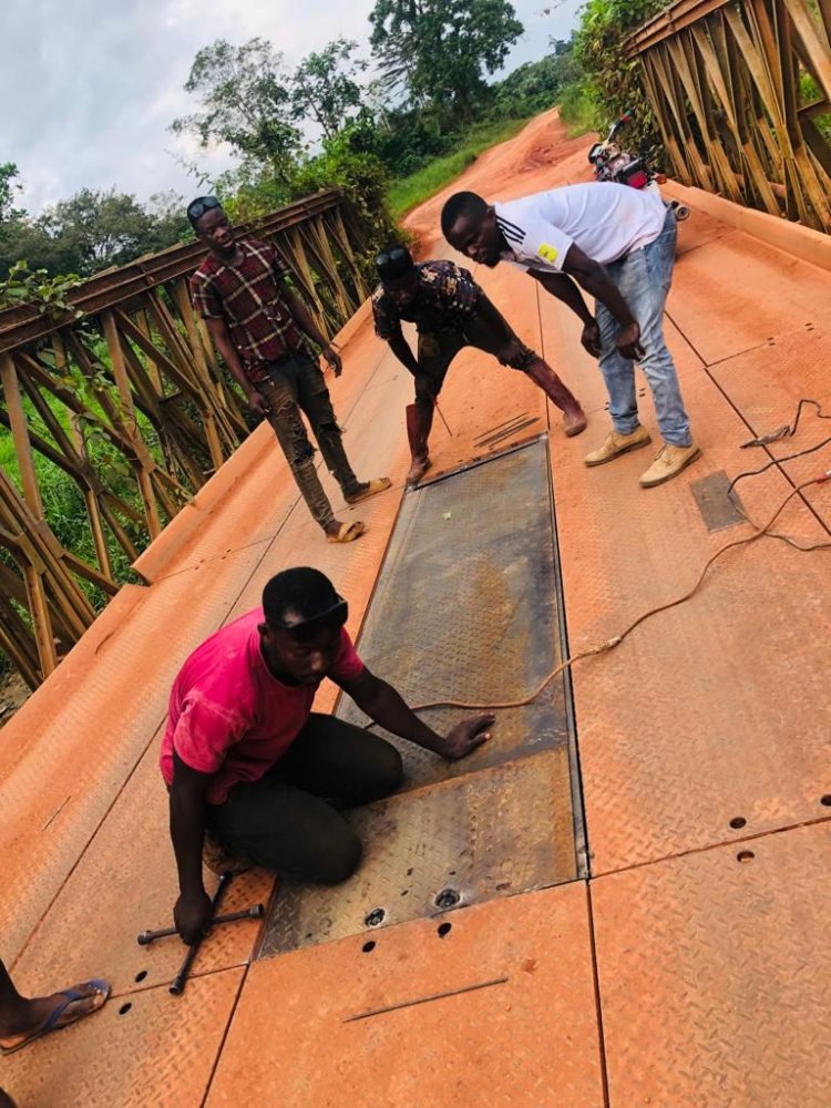 Suaman MP Aspirant Repairs The Damaged Bridge On River Sui