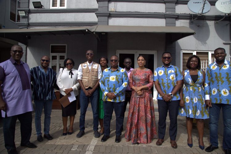 Ghana Chamber Of Mines Supports Akosombo Dam Spillage Disaster Victims Of GH¢2.4 million