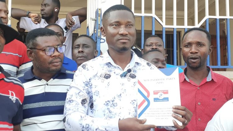 Appiah Kubi Picked Forms At Afigya Kwabre South Constituency