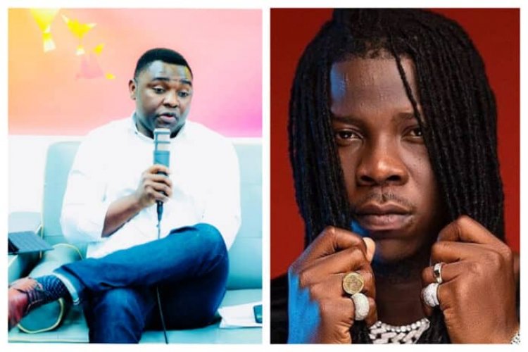 Stonebwoy Fires Kelvin Taylor-Because You relocate, You Talk Anyhow