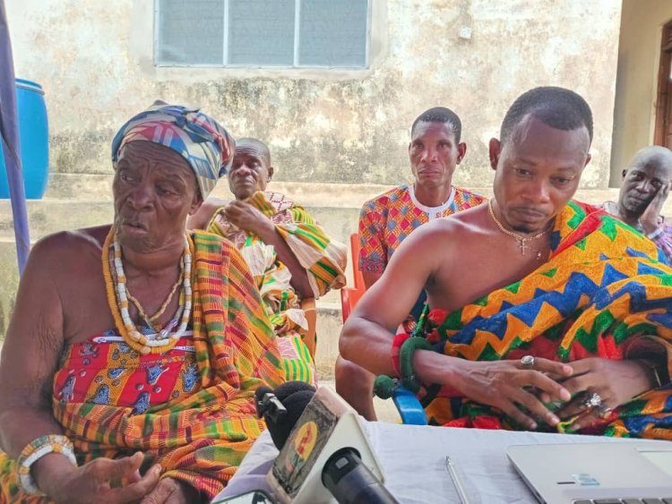 You Are An Imposter--Elders Of Gomoa Fetteh Royal Stool Dare Kwesi Alhaji To Meet Them With His Matrilineal Patrilineal Family Elders