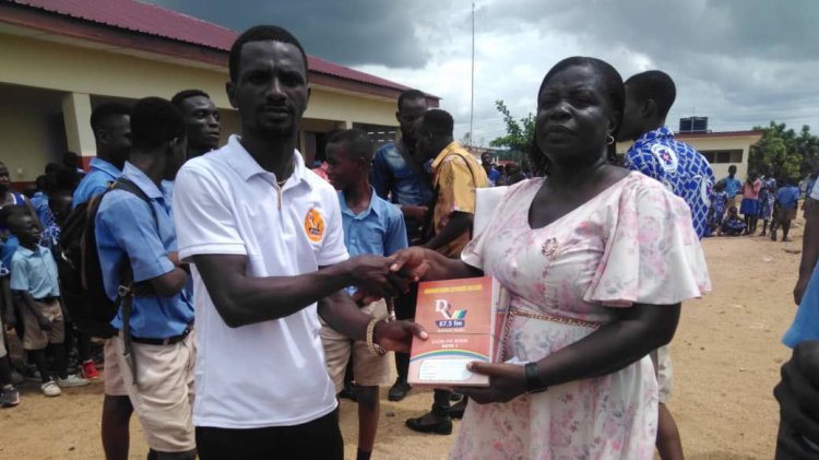 Rainbow Listeners FunClub Donates Education Materials To Schools In Asikesu And Asuaba