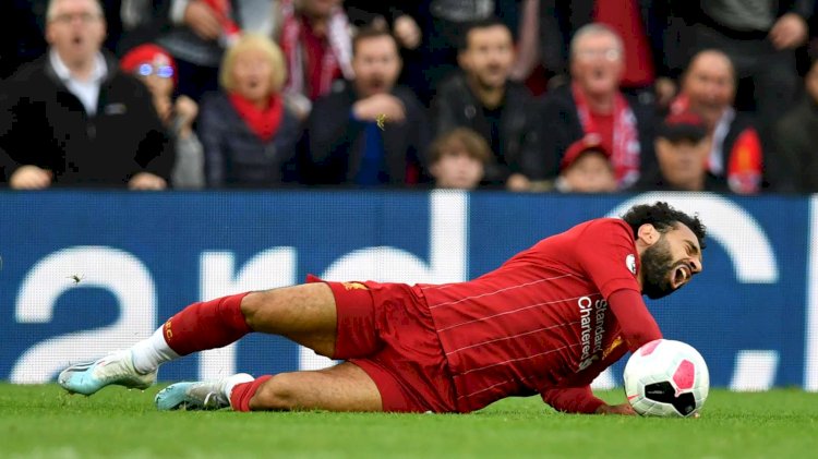"Mo is lying in the dressing room. How can he be ok?" - Klopp CRITICIZE Choudhury tackle on Salah