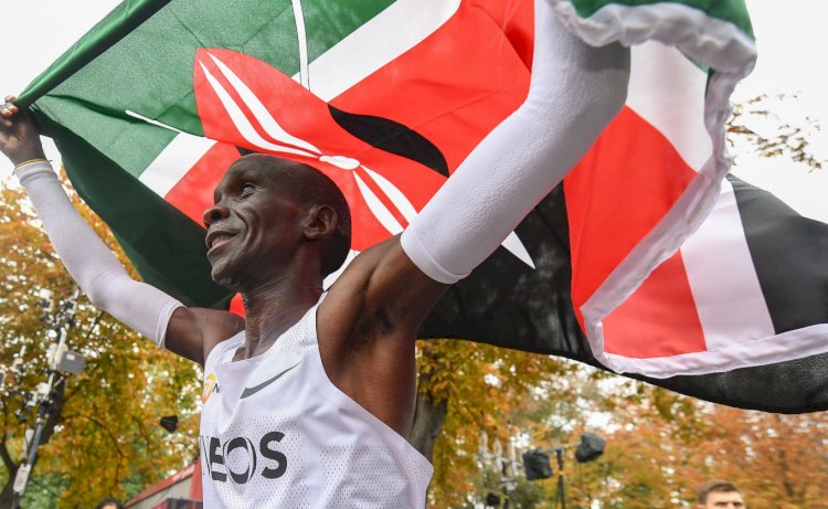 Eliud Kipchoge breaks two-hour marathon mark by 20 seconds