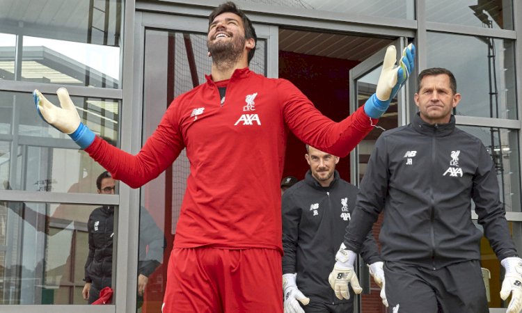 Alisson LIKELY to feature in post against Manchester United