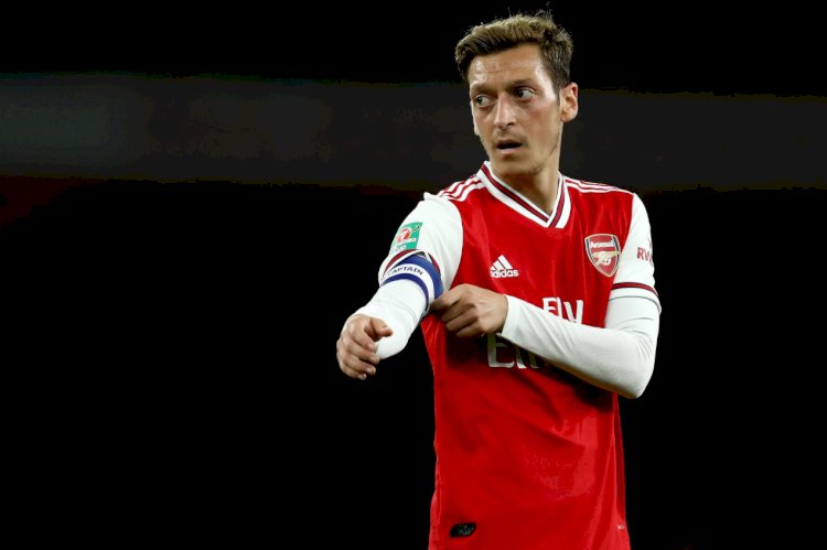 Ozil WILLING to Stay and Fight for His Place at the Emirates