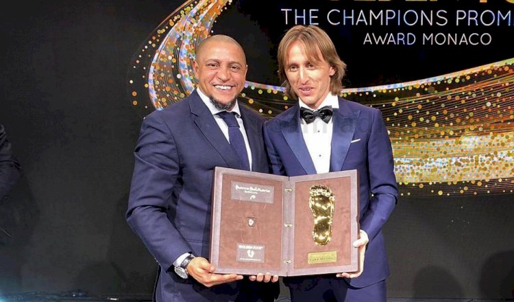 Los Blancos Luka Modric wins the 2019 Golden Foot award