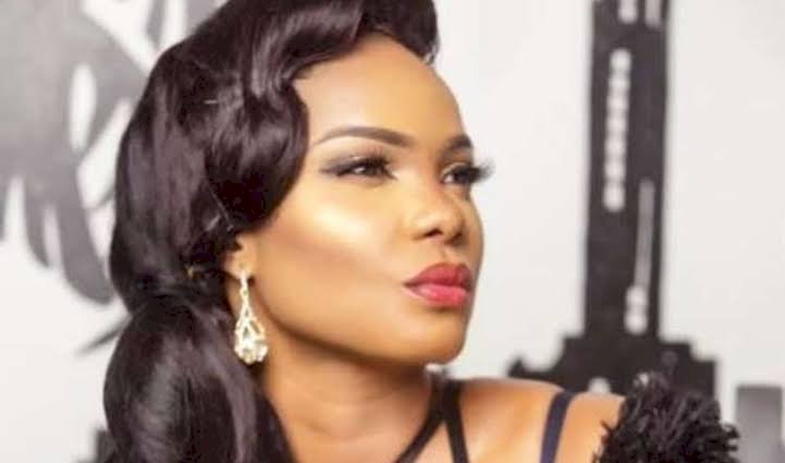 Drama As Nollywood Actresses Iyabo Ojo, Fathia Balogun Fight Dirty