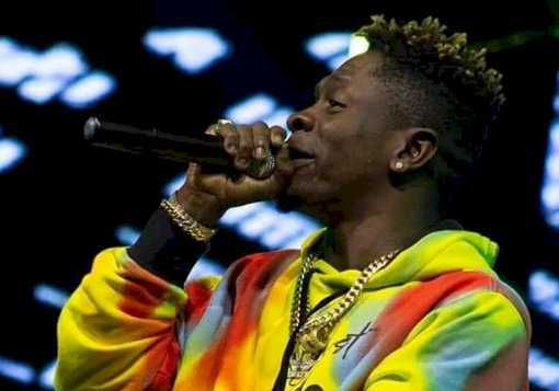 Shatta Wale Re-Ignites Beef With Sarkodie