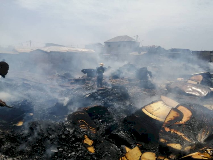 Fire Guts Parts of Old Fadama, Over 800 Dwellers Homeless