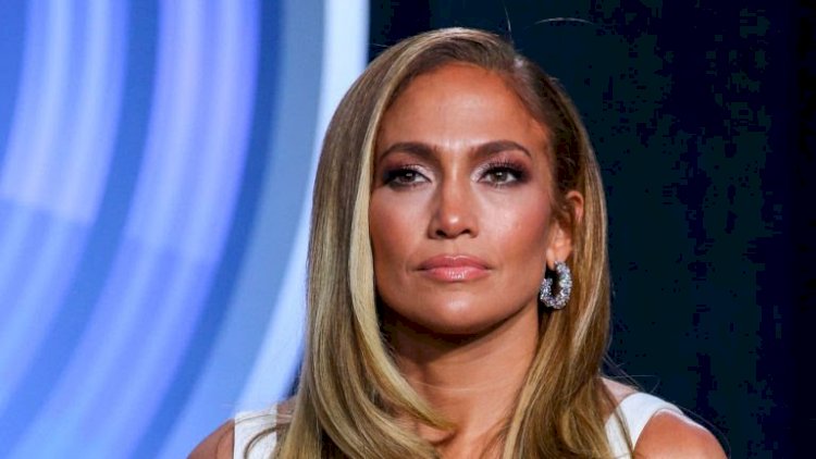 Jennifer Lopez sued for $150,000 for posting a photo of herself on Instagram