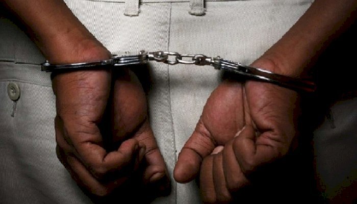 Police Officer, 5 others Busted for Alleged Robbery