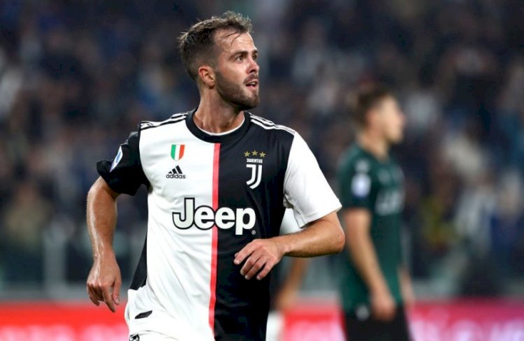 Pjanic agrees personal terms with Barcelona