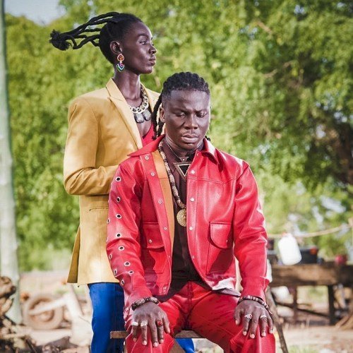 Ghanaian Star Stonebwoy Shines a Light on ‘Black People’ With Poignant Billboard Live At-Home