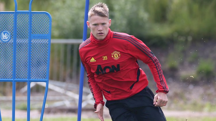 McTominay signs five-year deal for United.