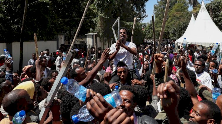 Killing of Ethiopian Protest Singer Sparks Deadly Clashes