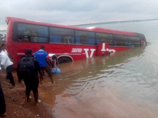 VIP Bus Driven into River Oti at Dambai crossing