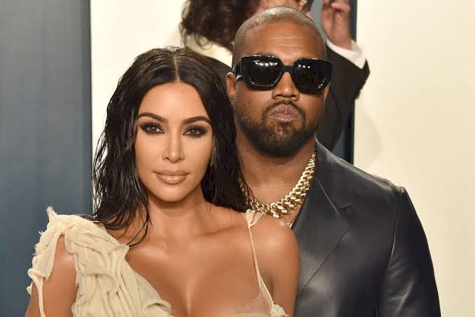 Kim Kardashian ‘Orders Kanye West To Drop His Presidential Campaign Or She May Divorce Him’