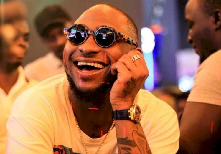 Nigerian Singer, Davido Takes Friends On A Luxurious Sallah Holiday Treat