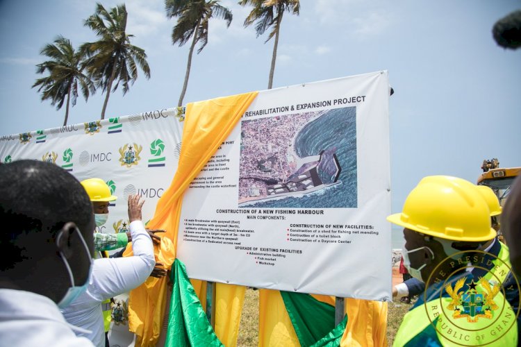 President Akufo-Addo Cuts Sod for Elmina Fishing Port Project