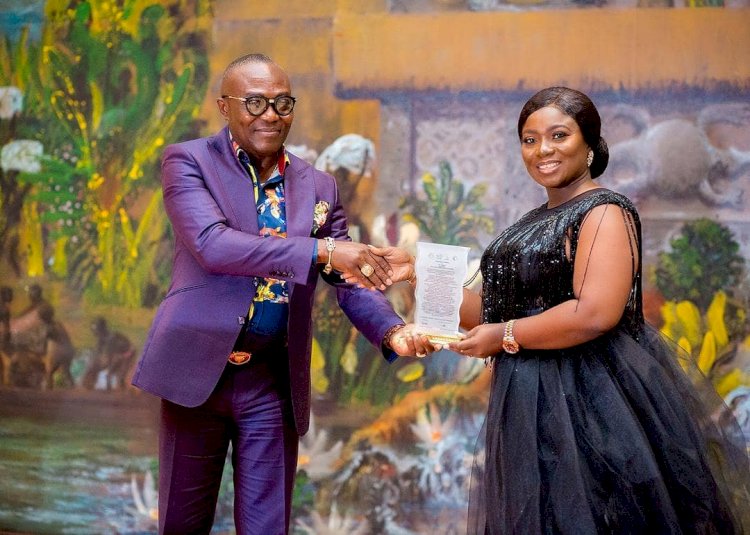 Stacy Amoateng bags most coveted accolade at the  prestigious Pan-African Heroes Awards
